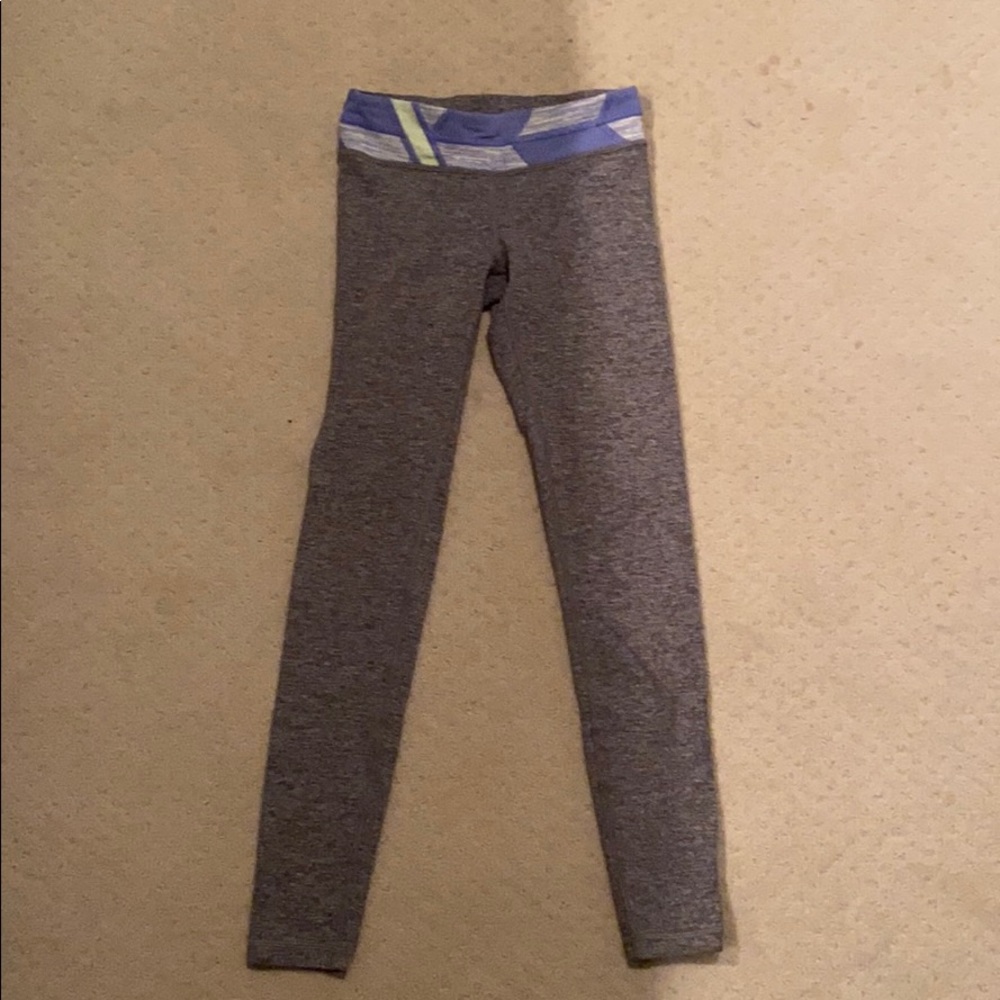 Ivivva grey leggings (reversible)